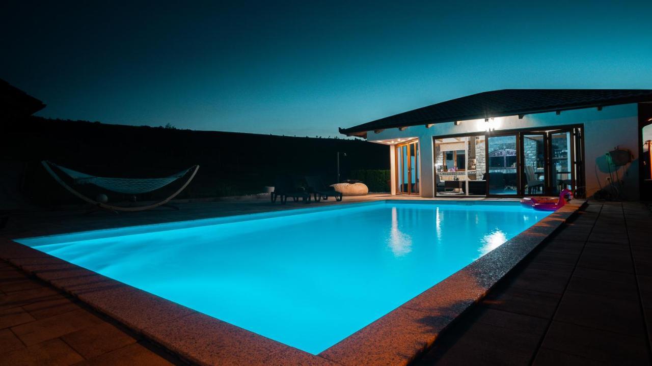 Villa De Luxe Бихач Экстерьер фото